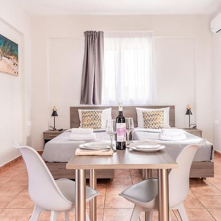 7 Rooms Gerani  Екстер'єр фото