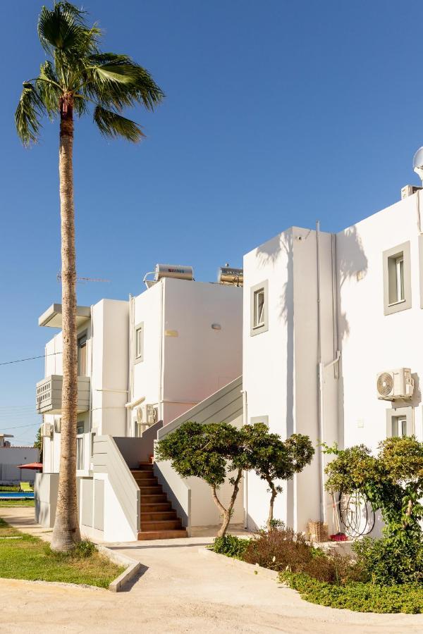 7 Rooms Gerani  Екстер'єр фото